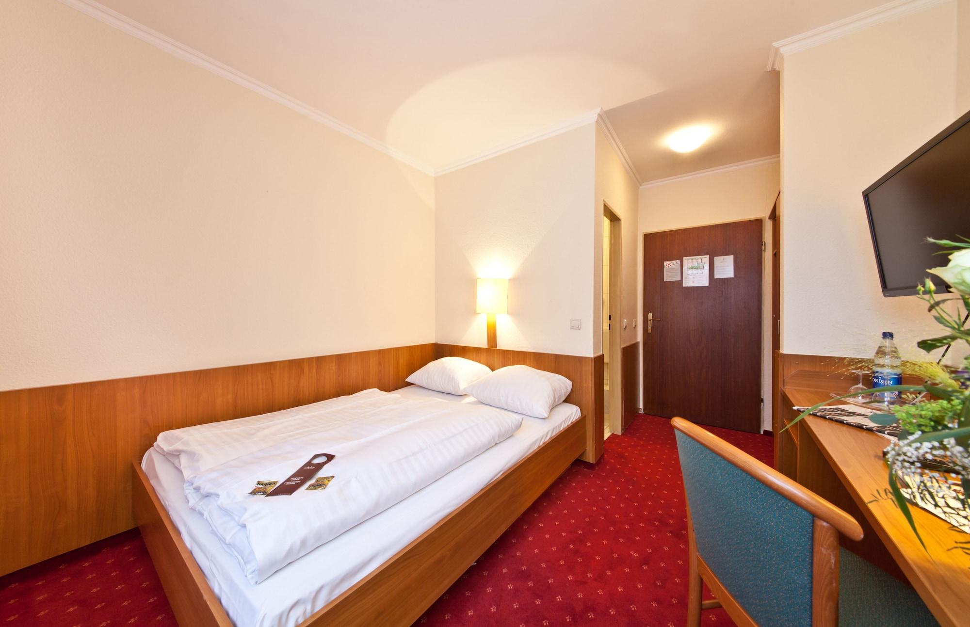 Hotel Primus Frankfurt Sachsenhausen Франкфурт на Майн Екстериор снимка