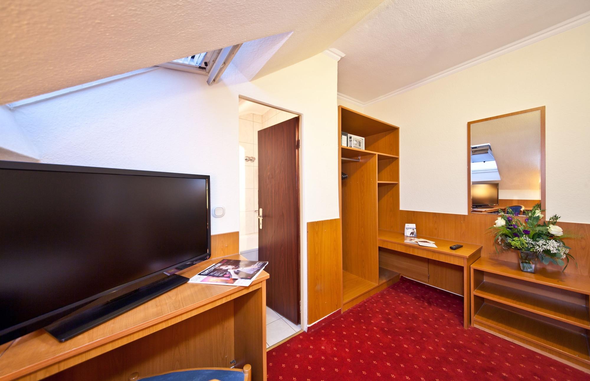 Hotel Primus Frankfurt Sachsenhausen Франкфурт на Майн Екстериор снимка
