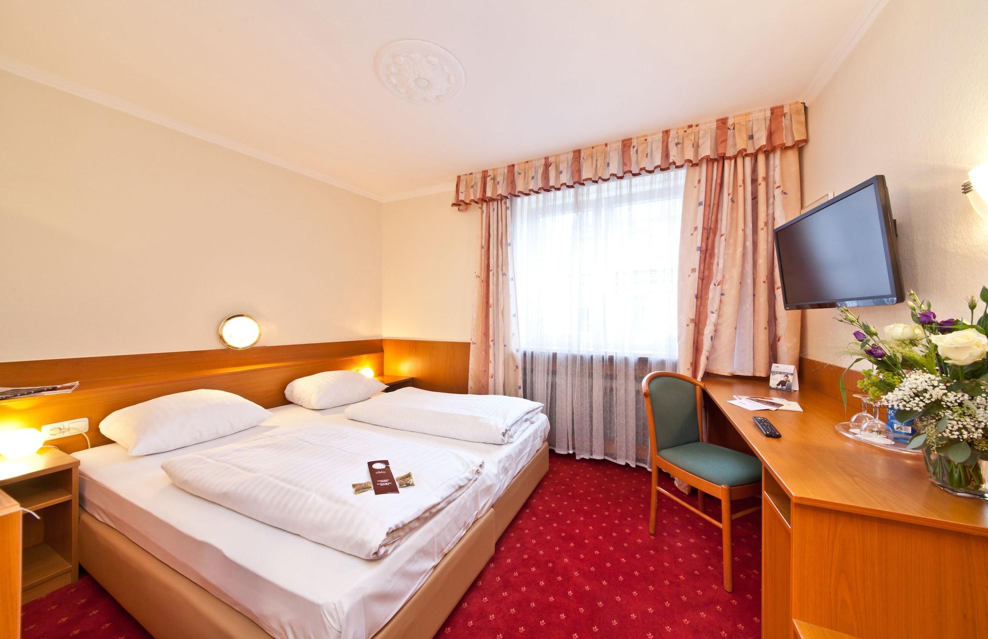 Hotel Primus Frankfurt Sachsenhausen Франкфурт на Майн Екстериор снимка