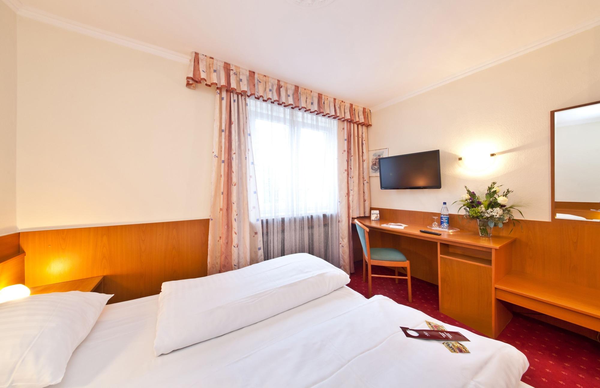 Hotel Primus Frankfurt Sachsenhausen Франкфурт на Майн Екстериор снимка