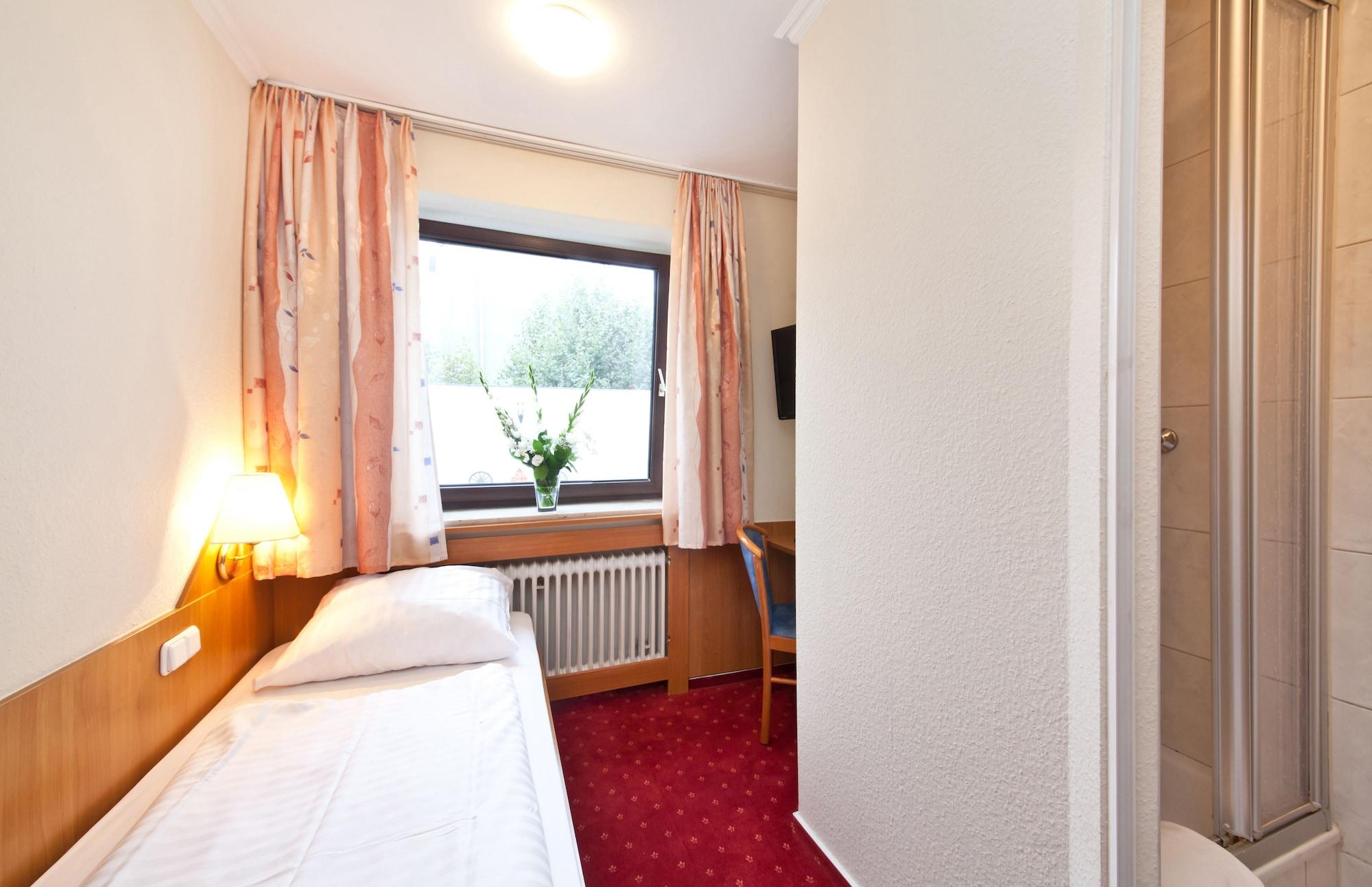 Hotel Primus Frankfurt Sachsenhausen Франкфурт на Майн Екстериор снимка