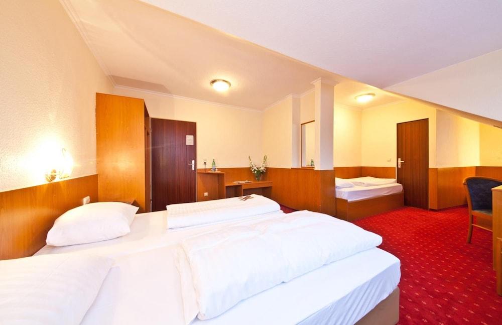 Hotel Primus Frankfurt Sachsenhausen Франкфурт на Майн Екстериор снимка