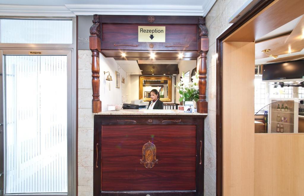 Hotel Primus Frankfurt Sachsenhausen Франкфурт на Майн Екстериор снимка