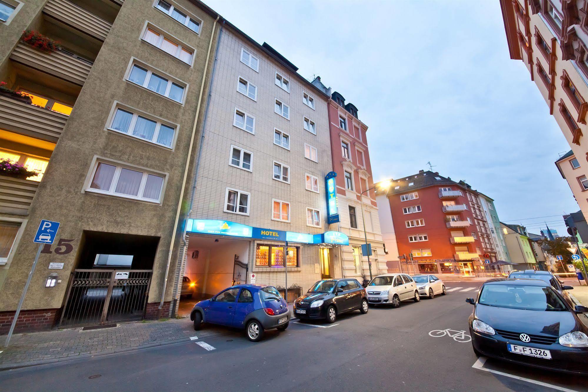 Hotel Primus Frankfurt Sachsenhausen Франкфурт на Майн Екстериор снимка